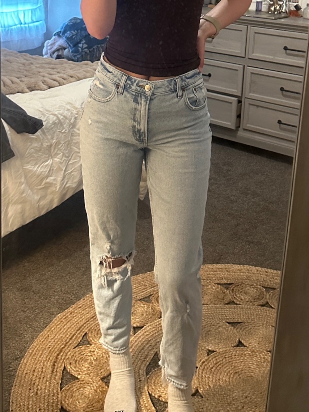 Abercrombie high rise mom Jean